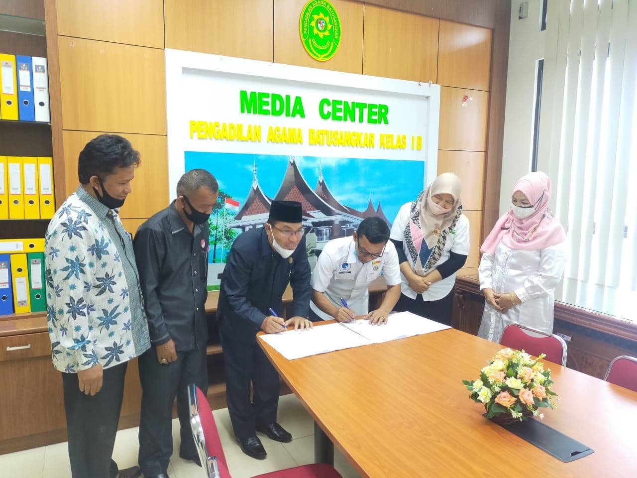 mou koninfo